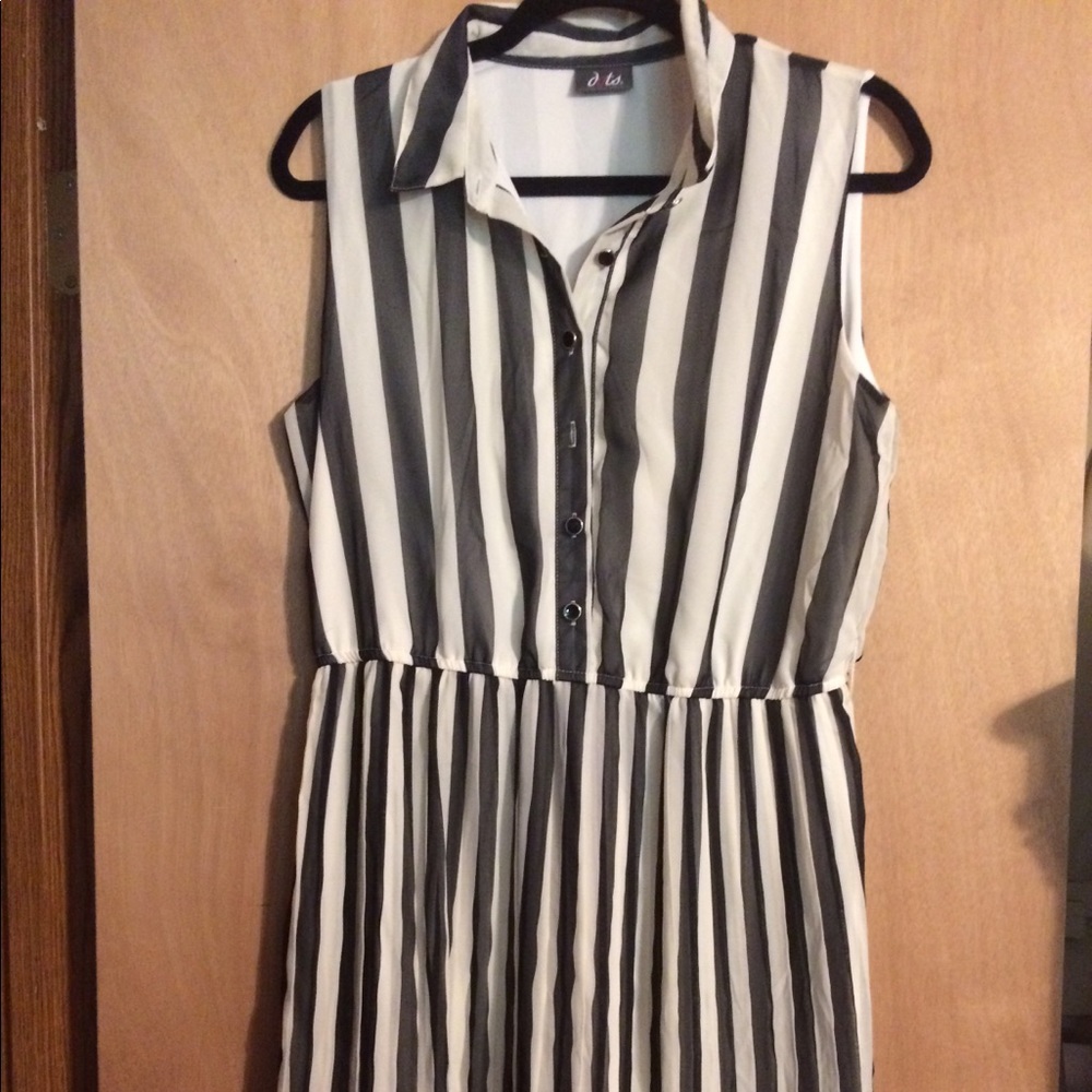 Dots Black And White Stripe Sleeveless Dress